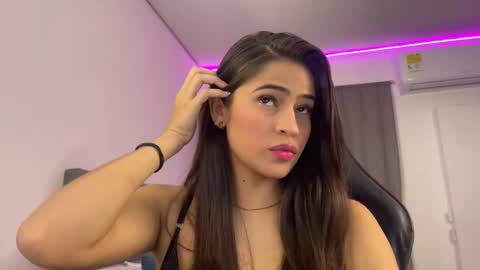 Dereck online show from 02.11.25