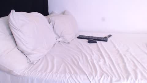 Derek online show from 12.08.24