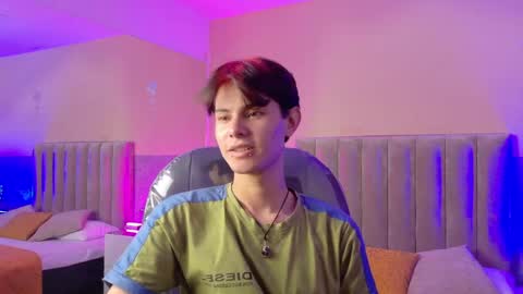 Snapshot of derek_sinn chatting on 05.20.26 derek_sinn online show from 05.20.26