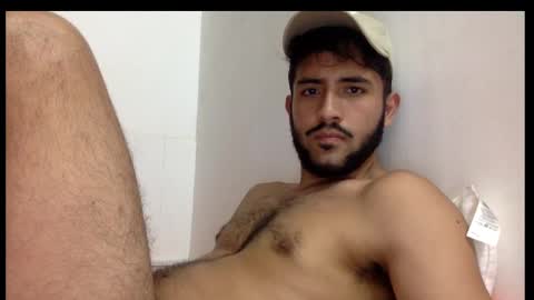 Snapshot of derek_smiith chatting on 02.28.25 Derek smiith online show from 02.28.25