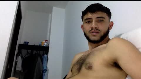 Snapshot of derek_smiith chatting on 11.23.25 Derek smiith online show from 11.23.25