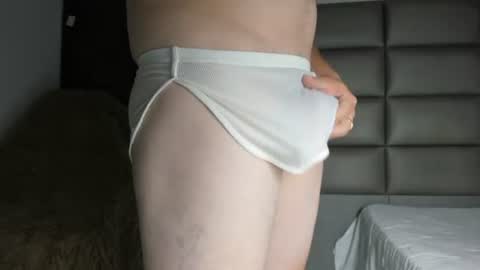 Snapshot of derek_smith21 chatting on 06.19.26 monster cock online show from 06.19.26