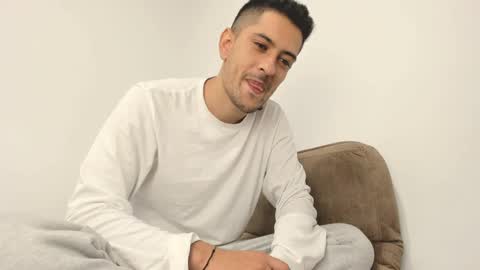 derek_vall online show from 03.07.25