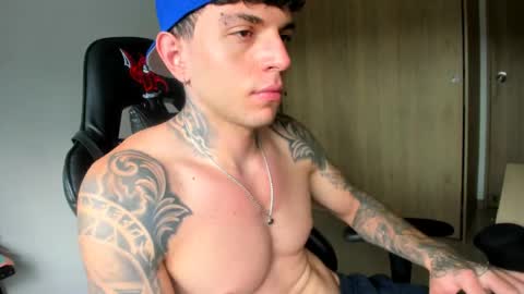 derekmuller11 online show from 04.19.26