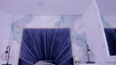 Snapshot of derieri_blush chatting on 05.27.26 Deri online show from 05.27.26