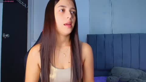 Snapshot of derly_cuervo703031 chatting on 07.31.26 derly_cuervo703031 online show from 07.31.26