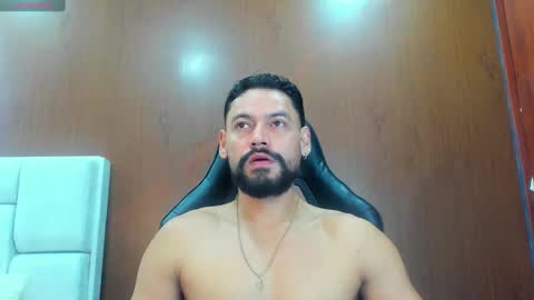 DerryBigger CM online show from 11.06.25