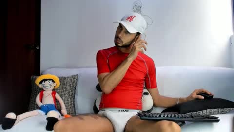 Snapshot of derrymaster chatting on 02.12.26 JhimyMaster online show from 02.12.26