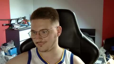 Snapshot of dervechi chatting on 09.10.25 dervechi online show from 09.10.25