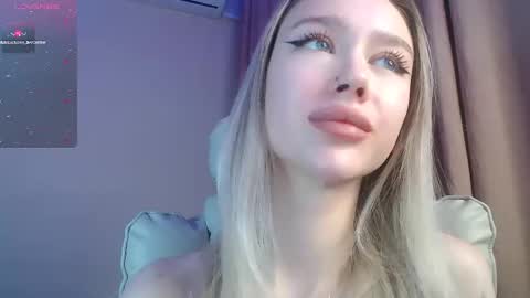 Ari online show from 12.18.25