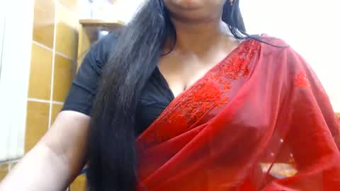 Snapshot of desimaisa130 chatting on 06.09.26 Maisa online show from 06.09.26