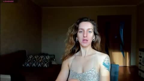 Snapshot of desired_zoya chatting on 10.28.25 desired zoya online show from 10.28.25