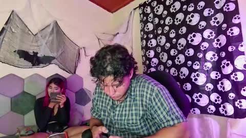 TORI AND MR. BEAR online show from 10.24.25