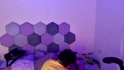 TORI AND MR. BEAR online show from 11.14.25