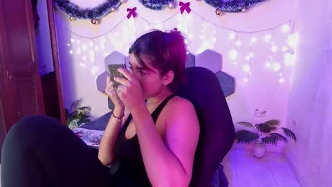 TORI AND MR. BEAR online show from 11.27.25