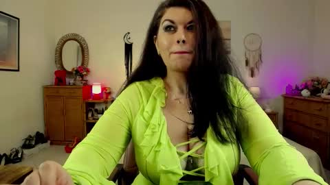 HellenMoon online show from 03.13.26