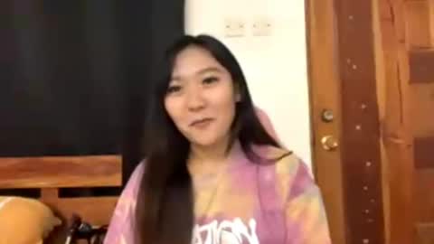 Emily online show from 04.20.26