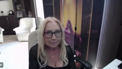 Snapshot of desiresofia chatting on 07.13.26 S O F I A online show from 07.13.26