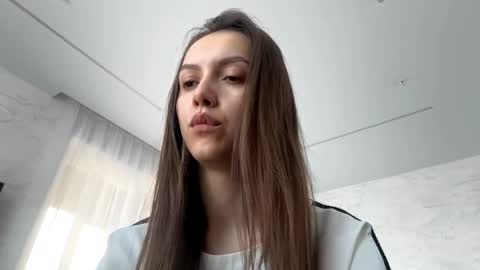 Snapshot of desirewingard chatting on 04.09.26 Ksenia online show from 04.09.26
