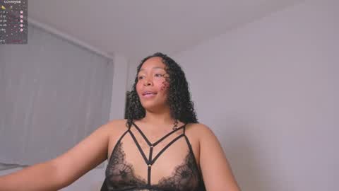 Snapshot of desty_y chatting on 06.23.26 desty_y online show from 06.23.26