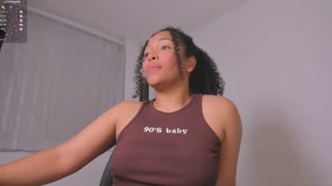Snapshot of desty_y chatting on 07.06.26 desty_y online show from 07.06.26
