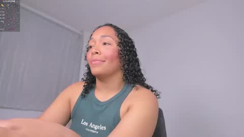 Snapshot of desty_y chatting on 07.30.26 desty_y online show from 07.30.26