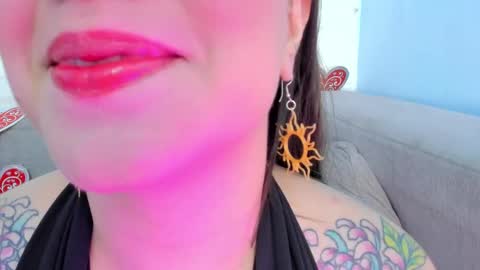 Deva Blue online show from 02.15.25