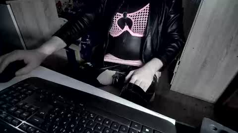 Snapshot of devbi1984 chatting on 02.03.25 devbi1984 online show from 02.03.25