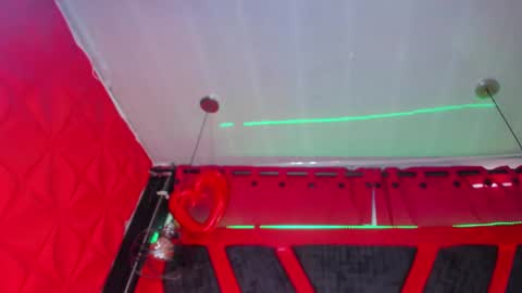 devil_taylorx online show from 10.03.25