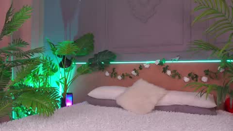 devilinee online show from 03.12.25