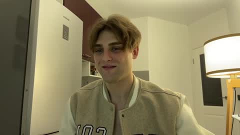 Snapshot of devilnut1 chatting on 12.20.24 devilnut1 online show from 12.20.24