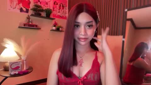 Devine Greyson online show from 10.26.25