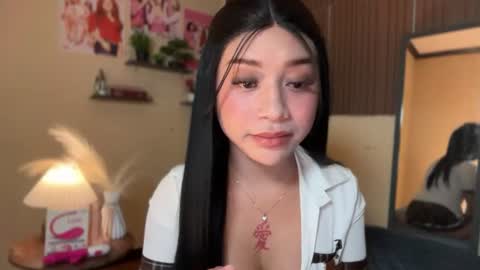 Snapshot of devine_goddessx chatting on 07.11.26 Devine Greyson online show from 07.11.26
