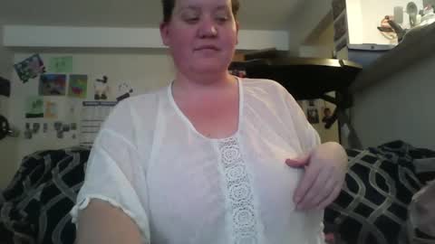 devine_vixen online show from 02.25.25