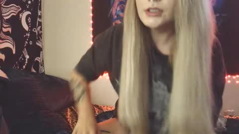 devyn winter online show from 03.30.26