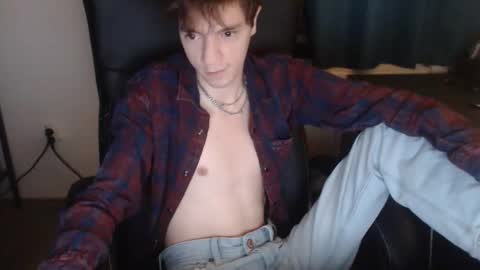 Snapshot of dexkieran chatting on 11.14.25 DexKieran online show from 11.14.25