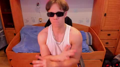 Dexter online show from 05.16.26