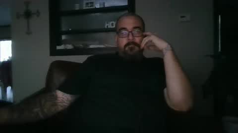 Snapshot of dexterbanana chatting on 01.10.25 Mike Sounde online show from 01.10.25