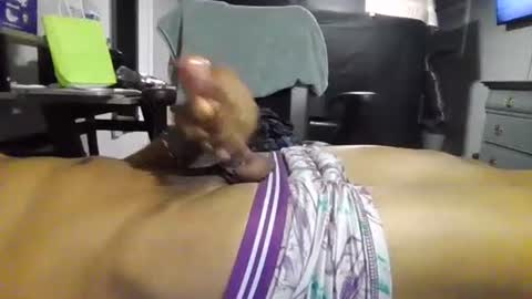 Snapshot of deyhfd chatting on 09.13.25 deyhfd online show from 09.13.25