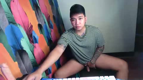 Snapshot of deymcum chatting on 09.13.25 DeymCum online show from 09.13.25