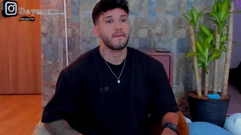 JULIAN online show from 10.03.25