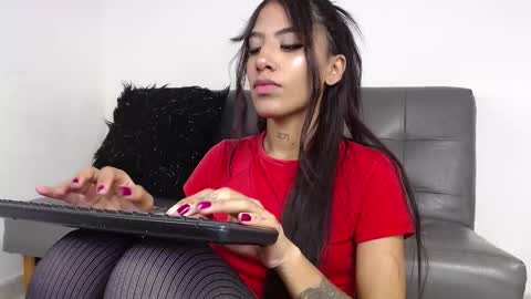 Snapshot of deysha_garncia chatting on 03.26.26 Deysha online show from 03.26.26