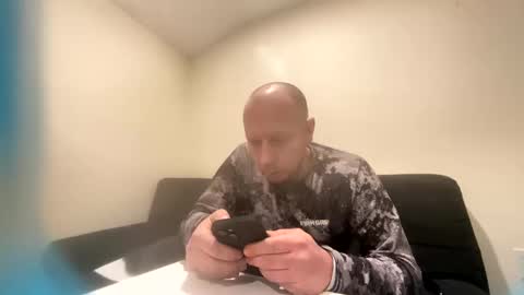 deznuts130 online show from 02.01.25