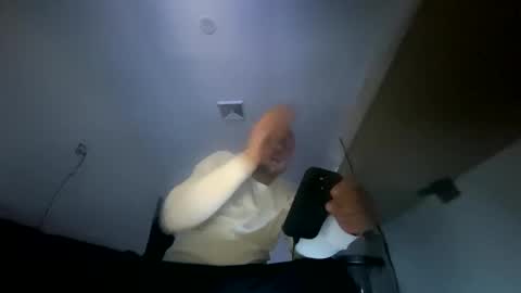 deznuts130 online show from 02.27.25