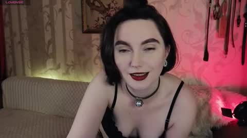 Diana Di Honey online show from 12.21.25