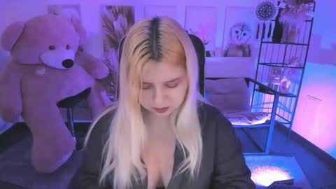 Dia online show from 12.13.25