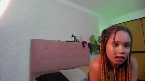 Snapshot of diabla_sexyboobs chatting on 01.19.25 D I A B L A online show from 01.19.25