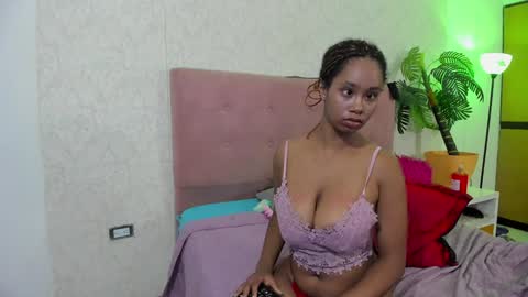 Snapshot of diabla_sexyboobs chatting on 01.20.25 D I A B L A online show from 01.20.25