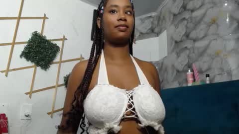 Snapshot of diabla_sexyboobs chatting on 11.13.25 D I A B L A online show from 11.13.25