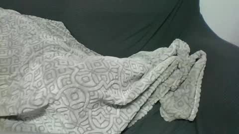 Snapshot of diamond_couple_82 chatting on 02.01.25 diamond_couple_82 online show from 02.01.25